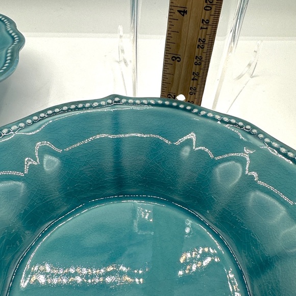 2 Blue Denim Ruffle Bowls by The Pioneer Woman. - Picture 6 of 11